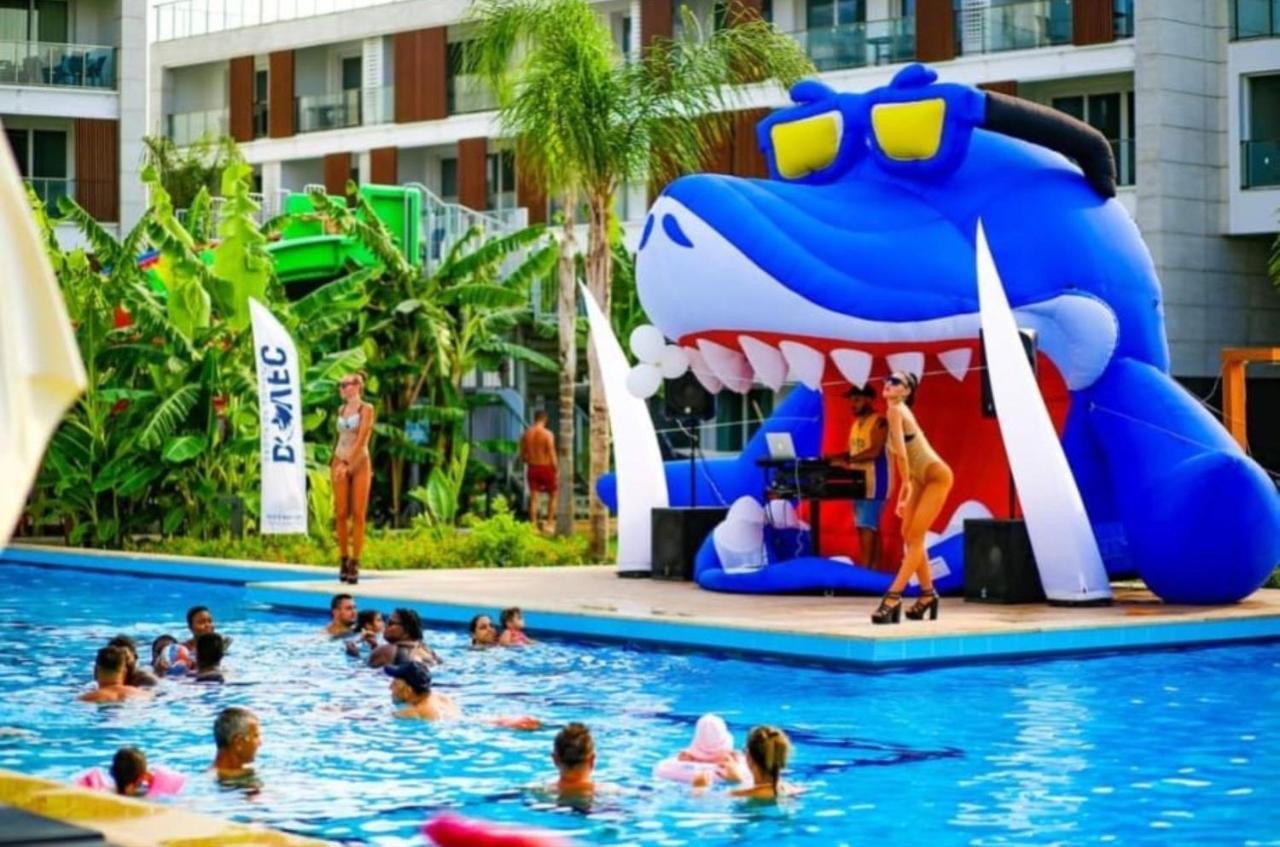 Courtyard Long Beach Holiday Resort Iskele District (Northern Cyprus) Exterior foto