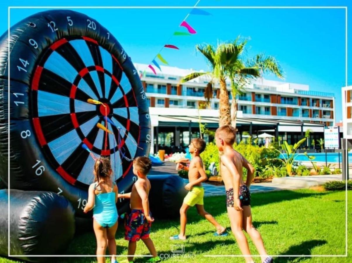 Courtyard Long Beach Holiday Resort Iskele District (Northern Cyprus) Exterior foto
