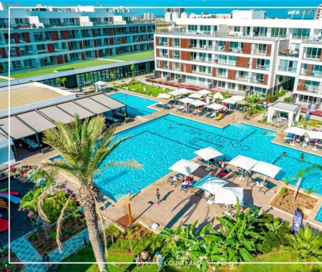 Courtyard Long Beach Holiday Resort Iskele District (Northern Cyprus) Exterior foto