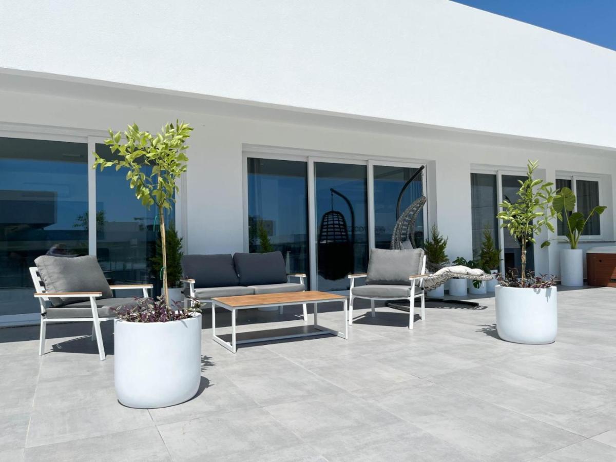 Courtyard Long Beach Holiday Resort Iskele District (Northern Cyprus) Exterior foto
